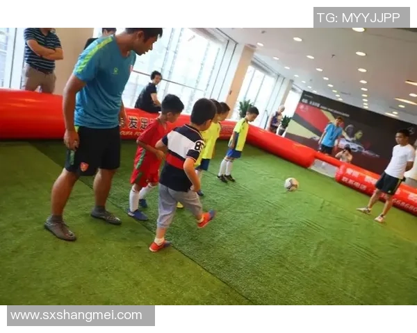 剑仙足球的传奇之路：从武侠梦到绿茵场的巅峰对决