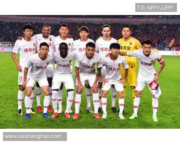 赛后分析：深圳足球队与重庆足球队球员个人能力对比与表现评估