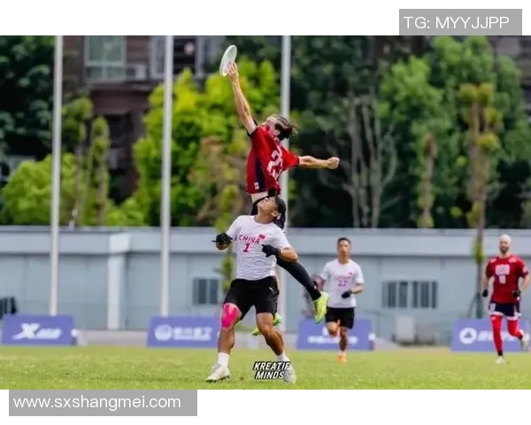 深度分析深圳飞盘队防反战术的独特魅力与实战应用 深度分析深圳飞盘队防反战术的独特魅力与实战应用